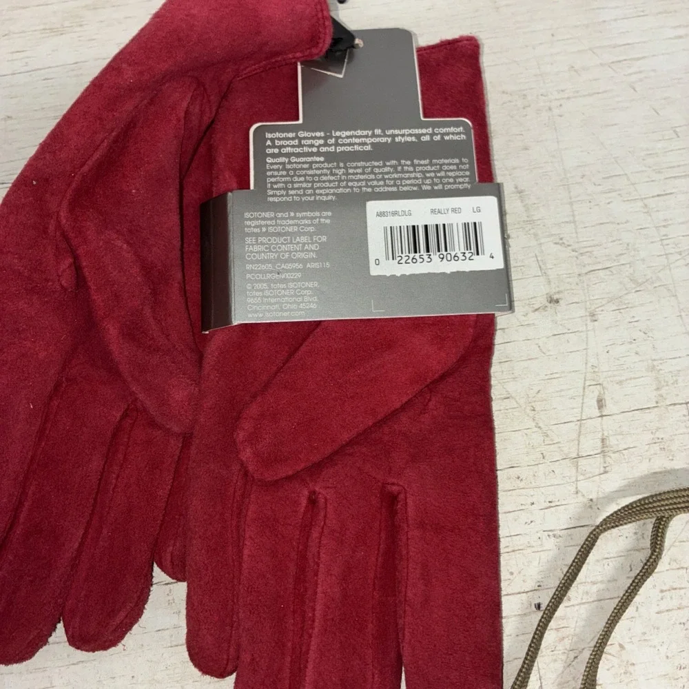 Isotoner Women's Really Red Suede New Gloves Size LG
